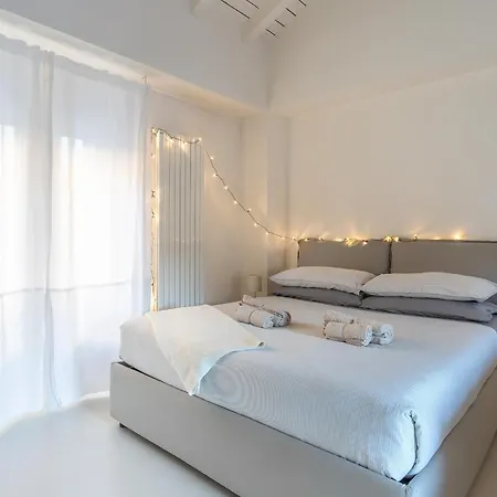 Design Loft Walking Distance Brera-duomo With Wifi+netflix *